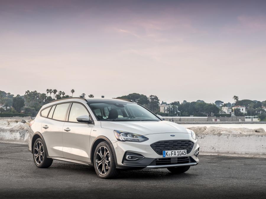  Ford Focus Active Wagon 2018 года  (WW) (фото 45 из 49)